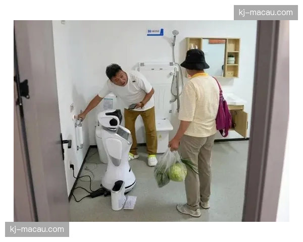 养老服务站引入适老化运动器材 提升老年群体健康生活品质